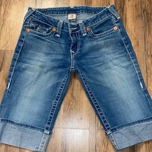 Women’s true religion capris